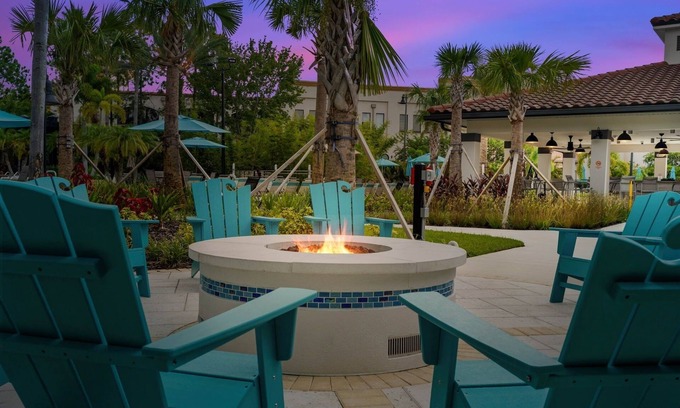 Florida Central Atlantic Coast Condo | Casa Toscana Deluxe Condo by RedAwning