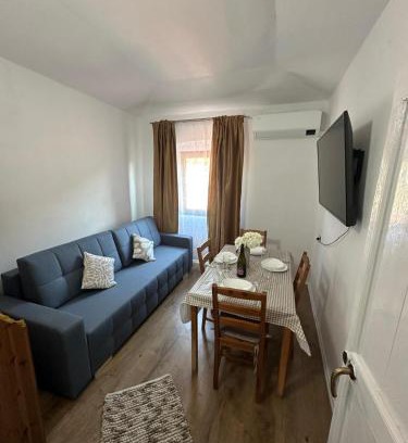 Serra Ricco Apartment | Casa Tre Fiori 3