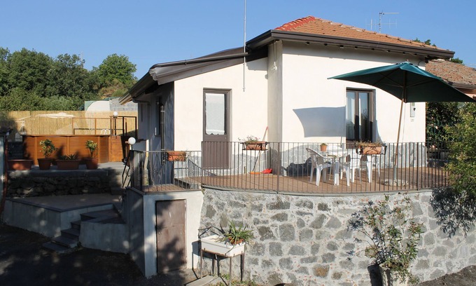 Rovittello House | Casa Vacanza Etna - A OASI OF PEACE AND SERENITY