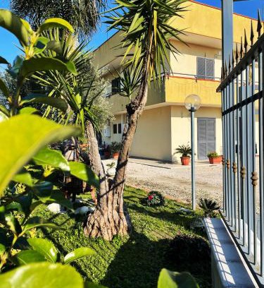 Santa Maria la Carita House | Casa Vacanze Paradise