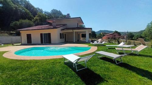 Genga Villa | Casa Vacanze La Villa