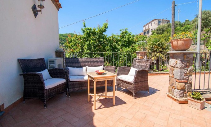 Colli di Fontanelle Apartment | Casa Vacanze Li Galli