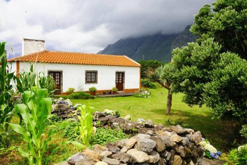 Faja Grande House | Casa Via d'Agua in Fajã Grande