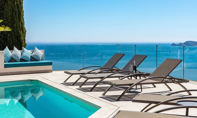 Aduanas Villa | Casa Vista Azul above the port of Jávea with an amazing view!