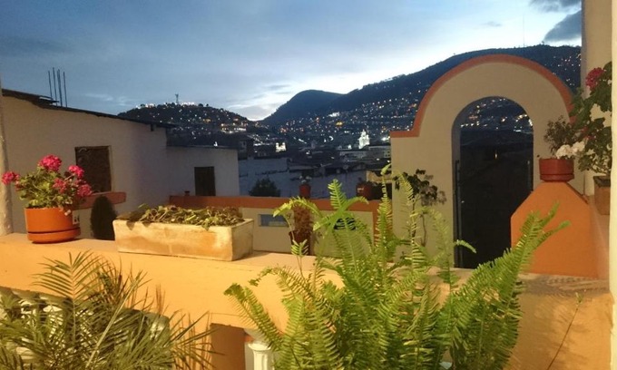 Centro Historico Bed & Breakfast | Casa Vista Hermosa Quito