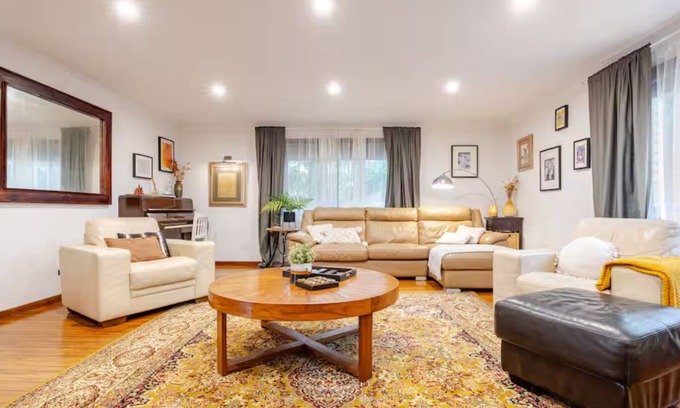 Wentworth Falls Cottage | Casadel Cottage By the Lake