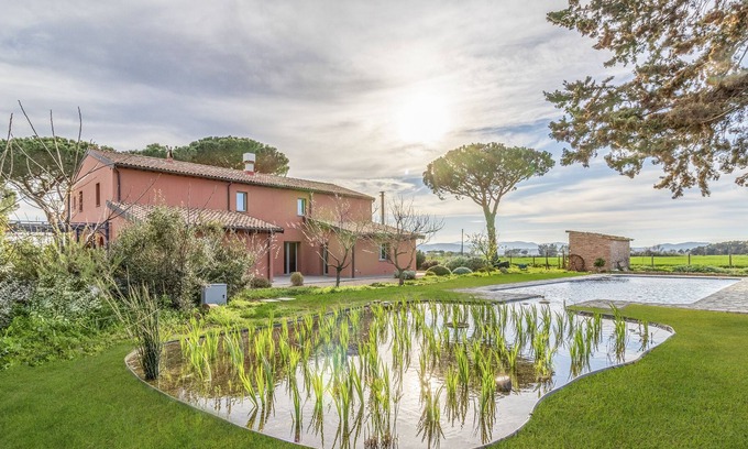 Roccastrada Villa | Casolare Clara with a beautiful Bio-Lake, Roccastrada, Italy