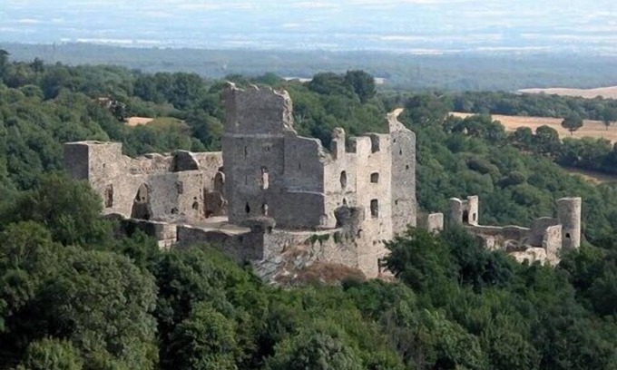Saissac Cottage | Castel Bataillé cottage near Carcassonne and Revel