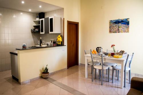 Naples City Centre Apartment | Castel Capuano Flat By DomusExtra