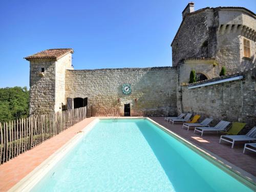 Bon-Encontre House | Castle 12th century with private pool close to Agen
