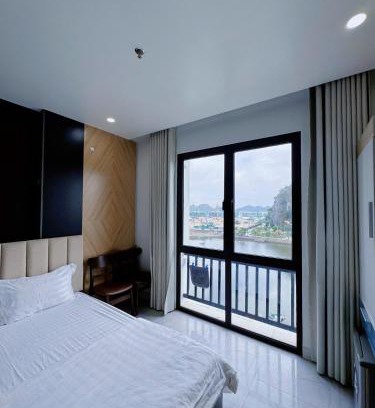 Cat Hai Hotel | Cat Ba - Lake View Hotel