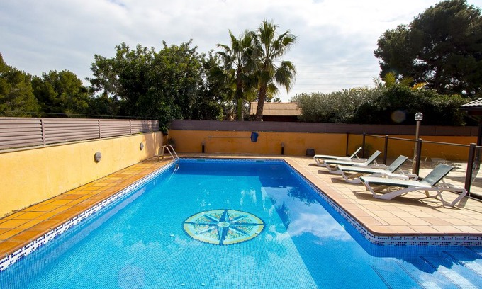 Creixell Villa | Catalunya Casas: Cozy Villa AXA in Costa Dorada/Creixell 4km to the beach!