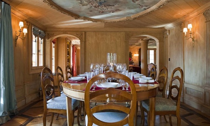 Gstaad House | Catered Luxurious Chalet with Spa in Gstaad Center