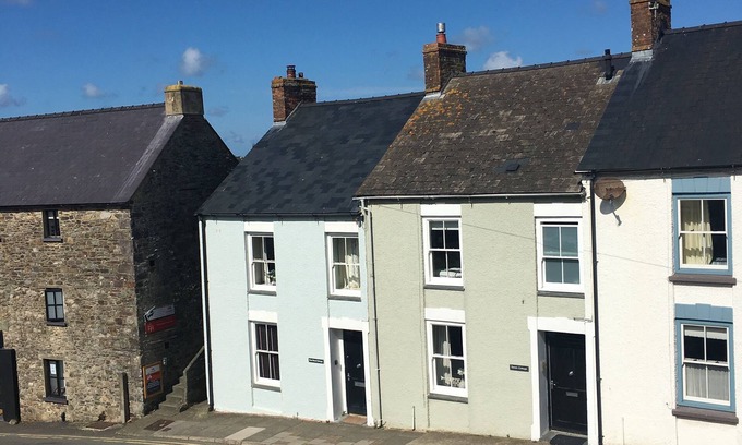 St Davids House | Cathedral Cottage - in the heart of St Davids