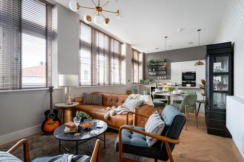 Exeter Apartment | Cathedral Yard - Art Deco Luxury (Exeter)