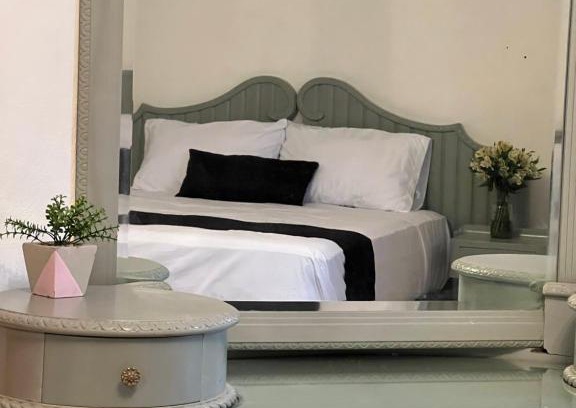 Zona Paseo Montejo Bed & Breakfast | CAYETANA JAUS MERIDA ELEONOR'S ROOM PASEO MONTEJO