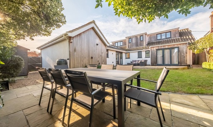 Holt House | Cedar House, Holt, Norfolk