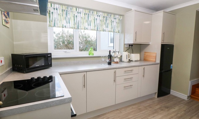 Holyhead Cottage | Cedars