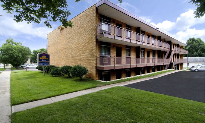 Historic Southwest Hotel | Centerstone Plaza Hotel Soldiers Field - Mayo Clinic Area