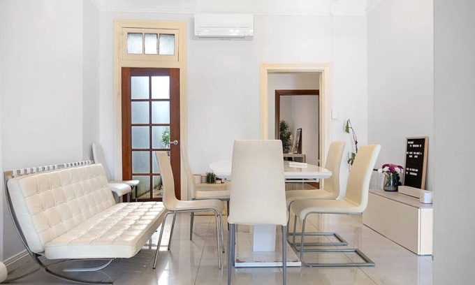 Kings Cross House | Central 4 BDRM Terrace with Office