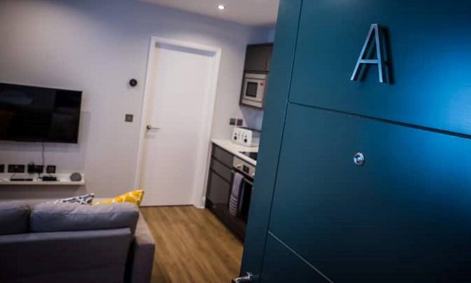 Abergavenny Apartment | Central Abergavenny 1-bed Renovated Apartment