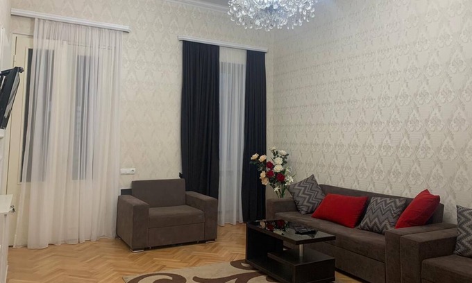 Sololaki Apartment | Central apartment at freedom square