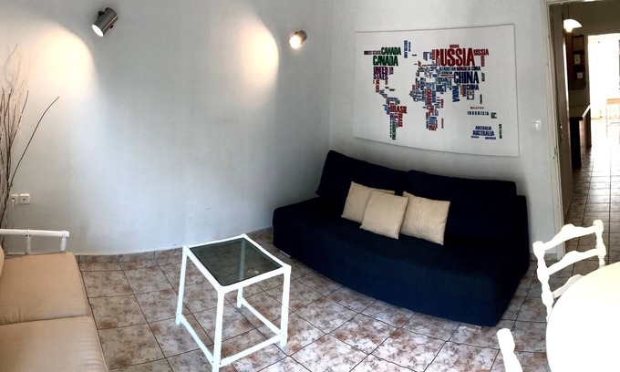Loutraki Apartment | Central Apartment just 100m from the beach!