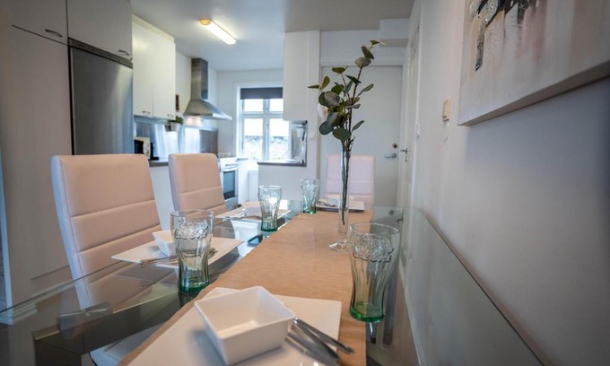 Stavanger Apartment | Central BnB Stavanger at Bertis Ap 2 Nice and Cozy Central 3 BedRooms and BigTerrace