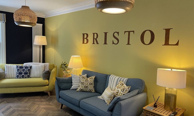 Clifton House | Central Bristol townhouse with harbour views.
