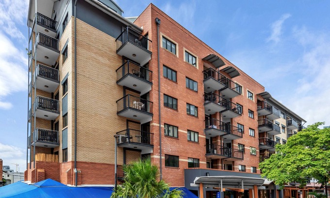 Fortitude Valley Apartment | Central Brunswick Apartment Hotel