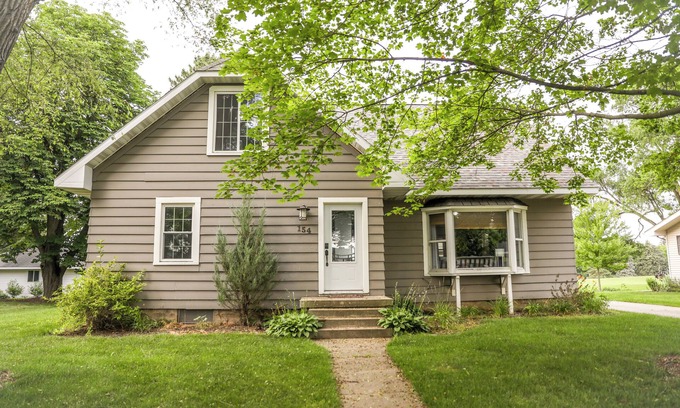 Frankenmuth House | Central Frankenmuth location. Walk to everything!