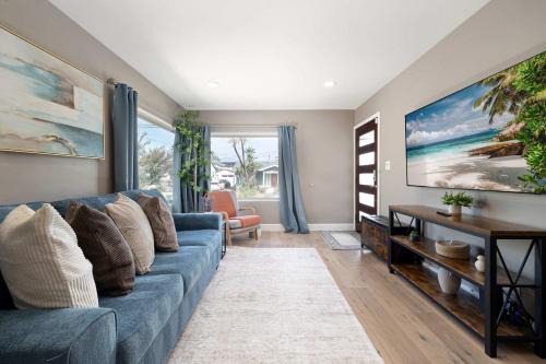 Normal Heights House | Central Location Gym Hot Tub Villa