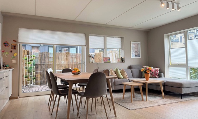 Toyen Apartment | Central & Modern 3-Bedroom Apartment in Oslo. 5 minutes to the city center!