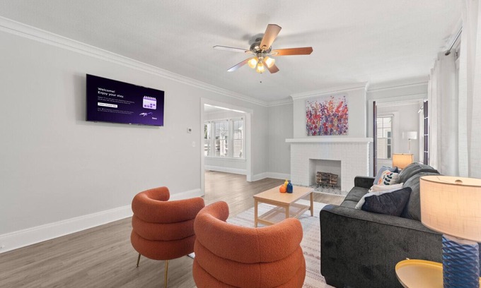 Cleveland Apartment | Central & Spacious | 2BDR w/Patio | CLE Clinic