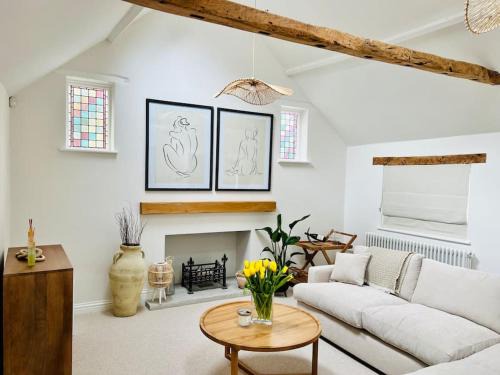 Thame Apartment | Central Thame cottage