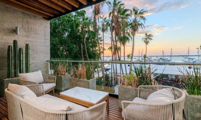 El Manglito Apartment | Central with sea view - Pool & Jacuzzi on Rooftop