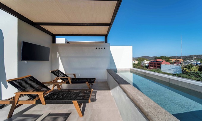 Crucecita Condo | Centrally located with private rooftop terrace and private plunge pool!