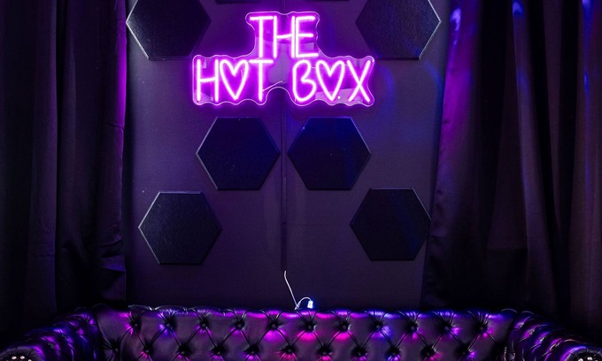 South Nashville Apartment | Centrally located 2 Dwntwn Nashville w/adult themed layout for a memorable stay