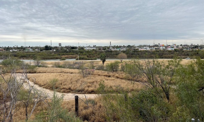 Western Division House | Centrally located, downtown walking distance, near Mexico Border. RioGrande view