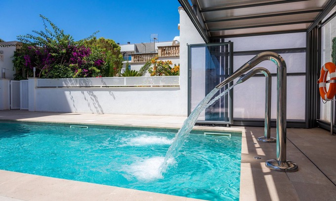 Cala Ratjada House | Centrally Located Holiday Home Near the Beach – Casa Amorós