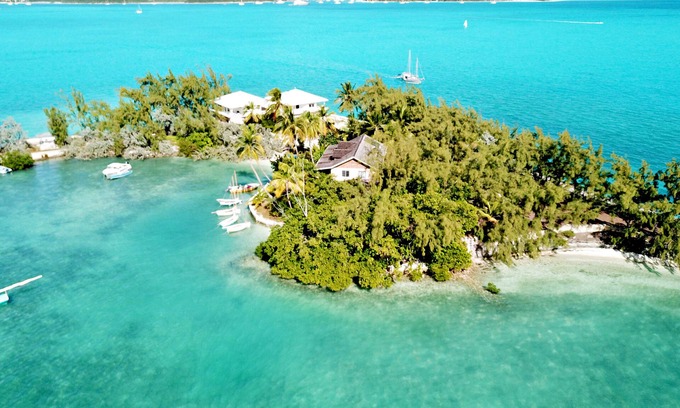 George Town Apartment | Centrally located - Gorgeous view of Elizabeth Harbour