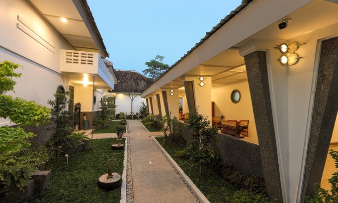 Central Yogyakarta Hotel | Ceria Hotel @alun Alun Yogyakarta
