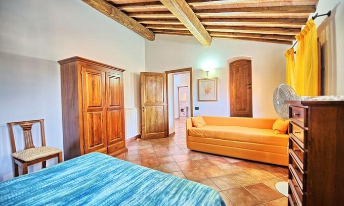Certaldo Alto Apartment | Certaldo