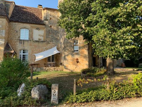 Monsac Bed & Breakfast | Château de Monsac