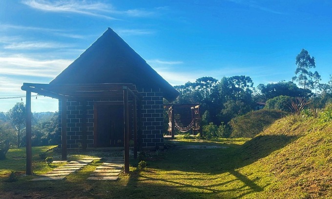 Campina Grande Do Sul Ski Chalet | Chalé Romântico Heartland