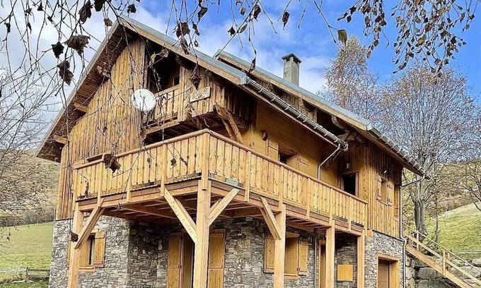 Saint-Jean-d'Arves Ski Chalet | Chalet 170 m² - Rated 3* - At the foot of the slopes