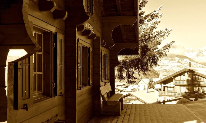 Graechen Ski Chalet | Chalet 2-11 p. with breathtaking views within walking distance of center and ski elevator.