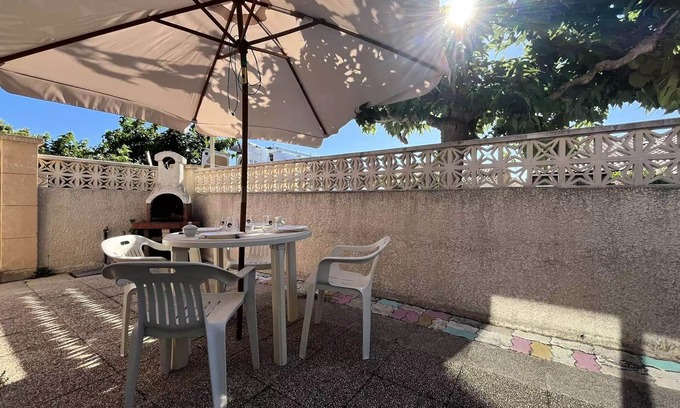 Les Ayguades Villa | Chalet 3 rooms - sleeps 4 - Gruissan Les Ayguades