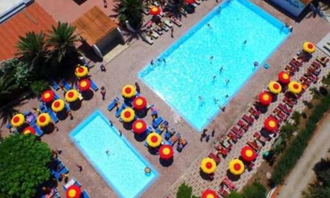 Alghero Ski Chalet | Chalet 4 étoiles - Piscine - eeeceg