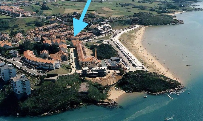 Mogro House | Chalet Adosado Recién Reformado Enfrente de la Playa